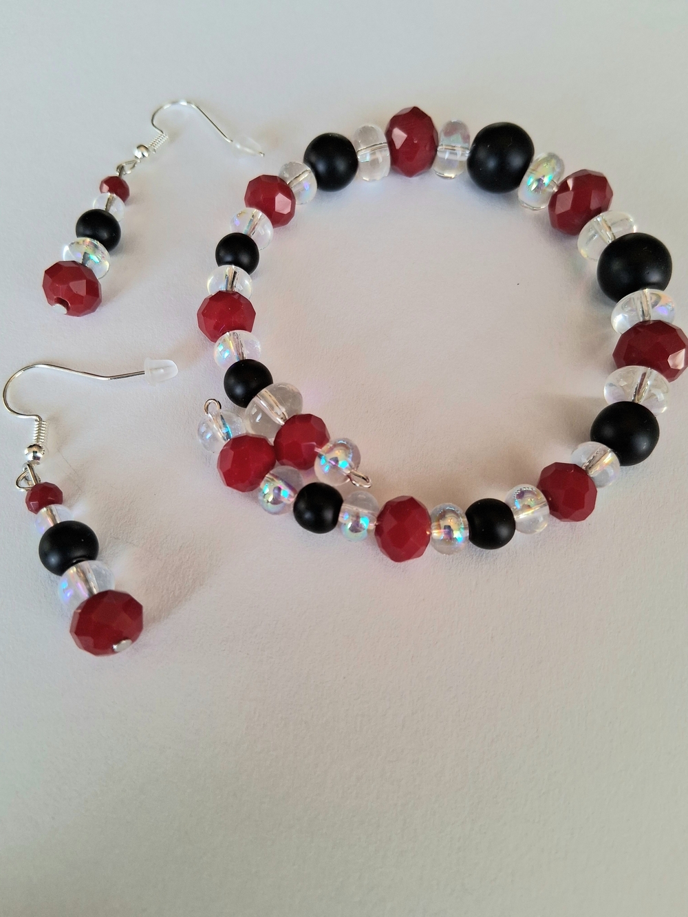 Red Beaded Bracelet and Earring Set - Elegant Women's Jewelry